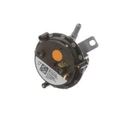 image of a daikin 0130f00647sp pressure switch